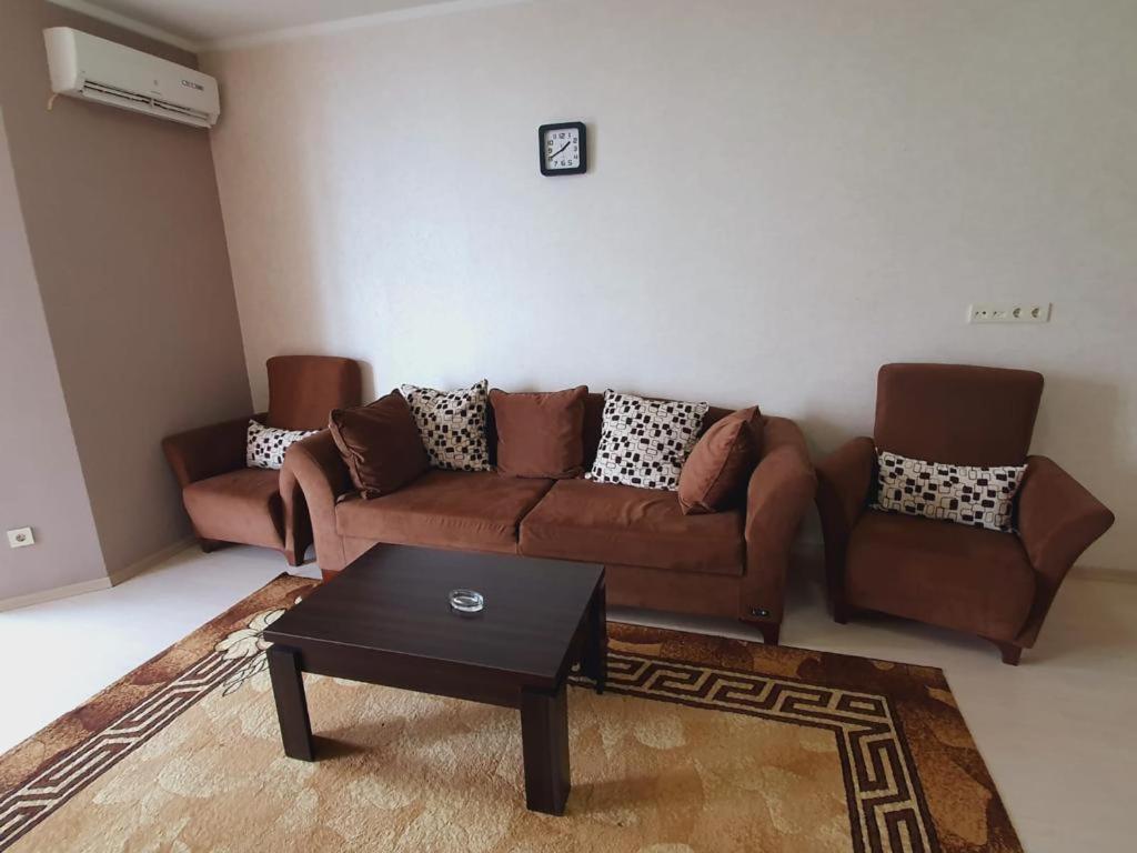 Luxury Apartments Батуми Экстерьер фото