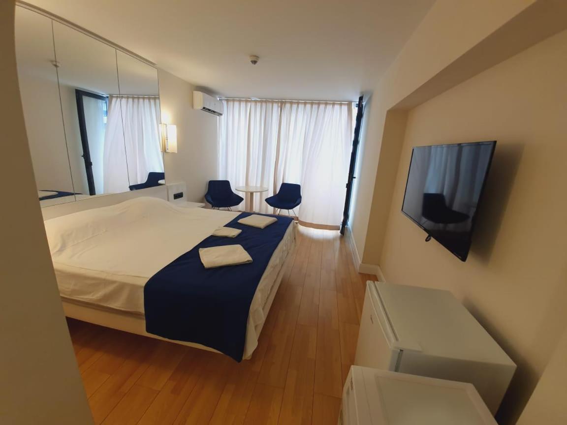 Luxury Apartments Батуми Экстерьер фото