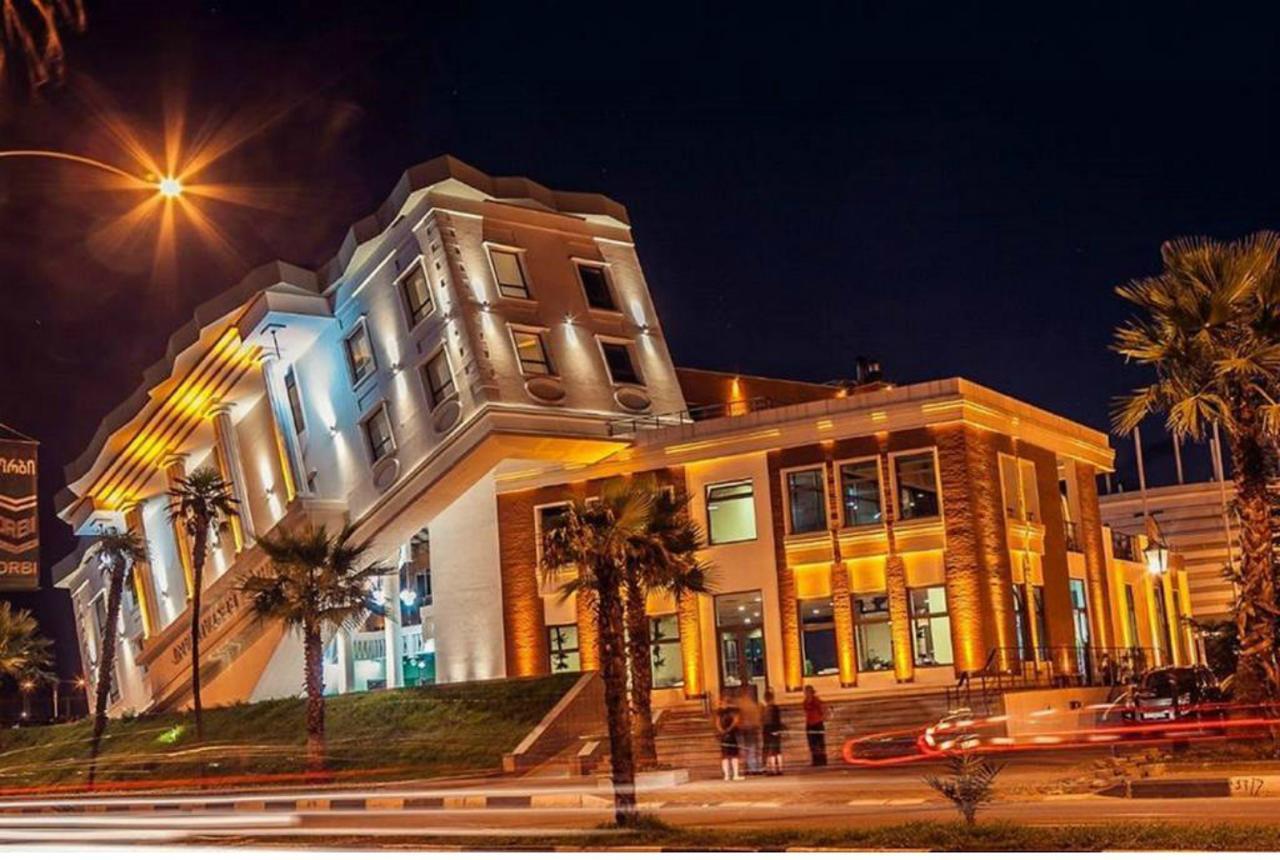 Luxury Apartments Батуми Экстерьер фото