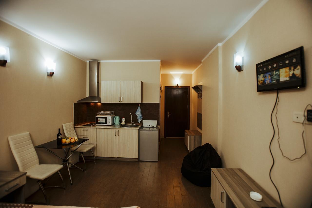 Luxury Apartments Батуми Экстерьер фото