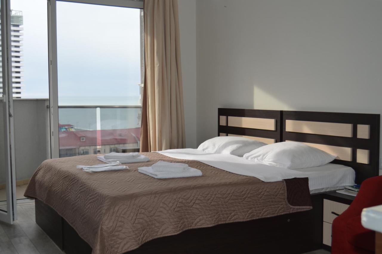 Luxury Apartments Батуми Экстерьер фото