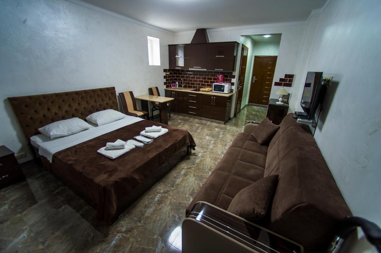 Luxury Apartments Батуми Экстерьер фото