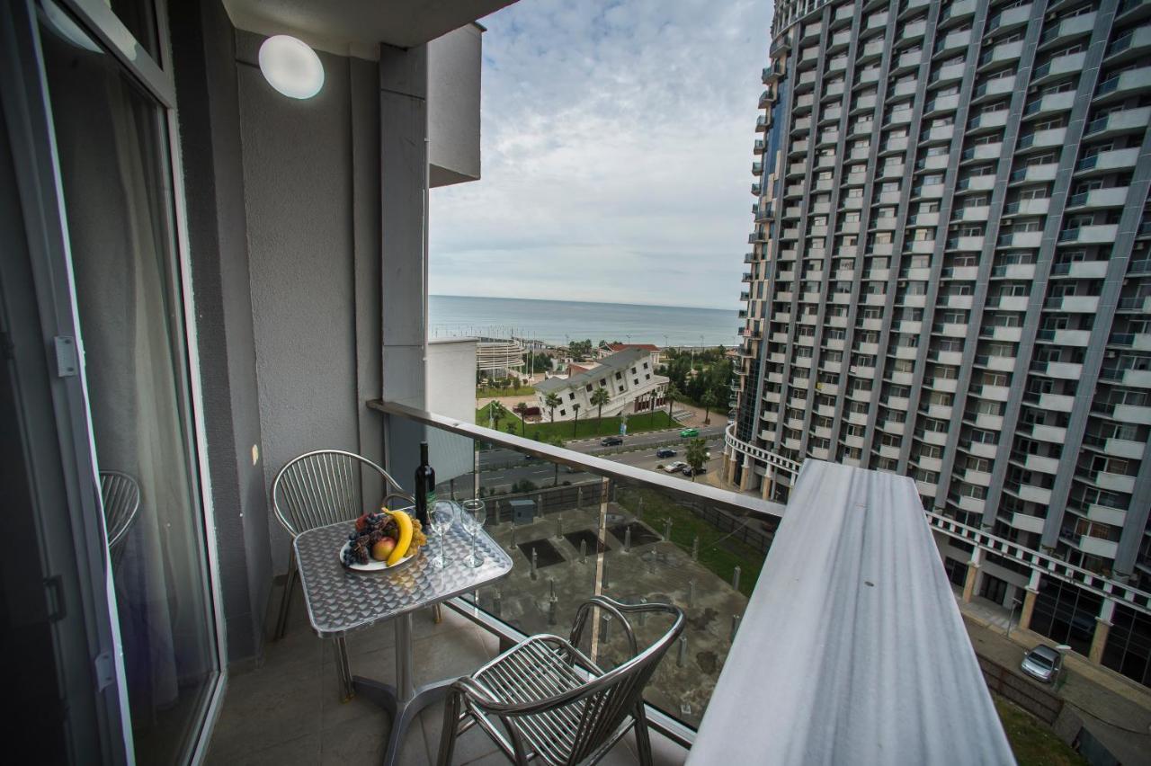 Luxury Apartments Батуми Экстерьер фото
