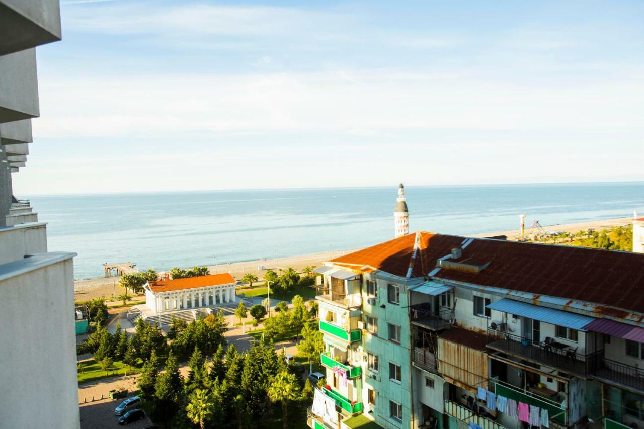 Luxury Apartments Батуми Экстерьер фото