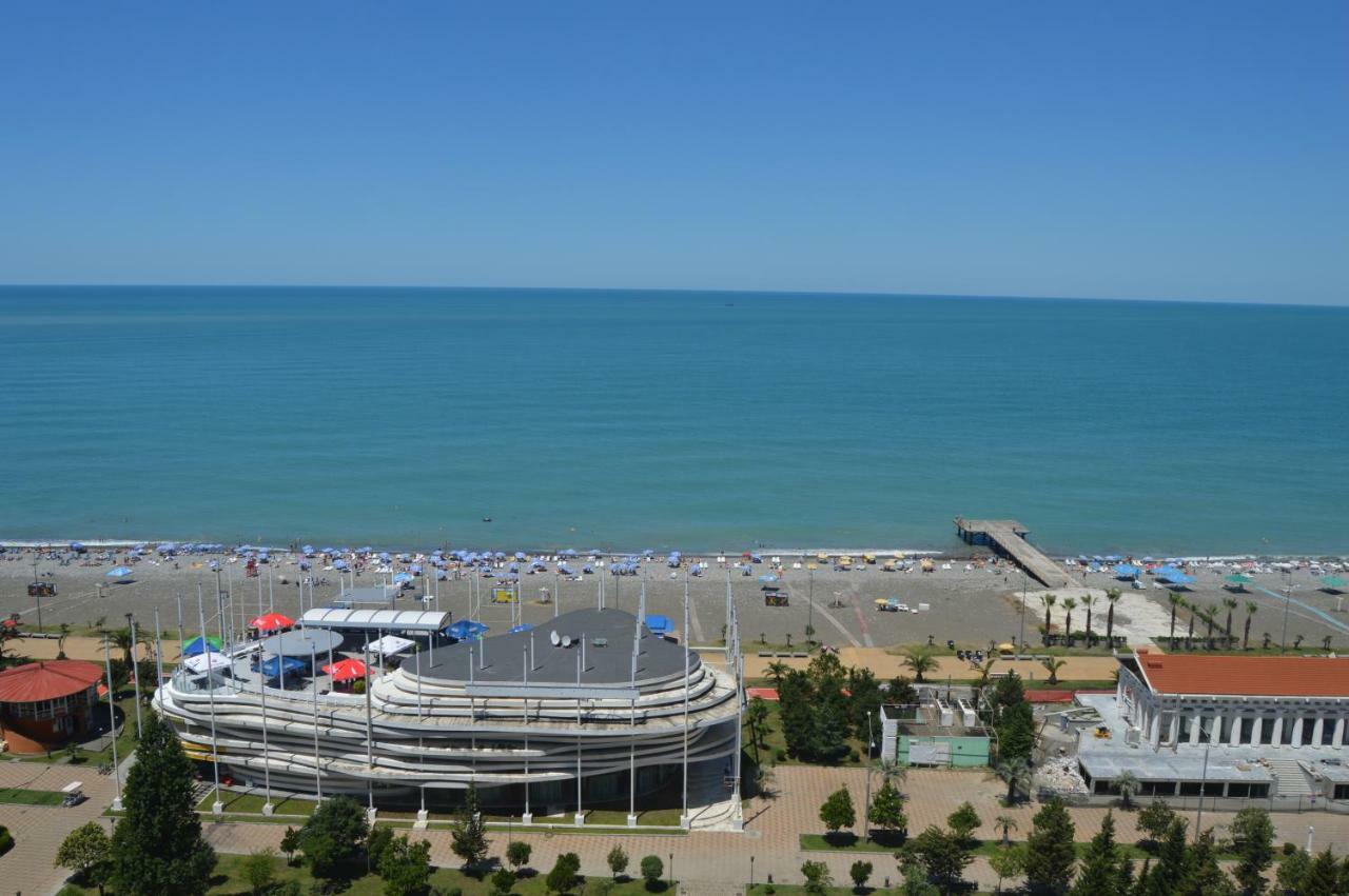 Luxury Apartments Батуми Экстерьер фото