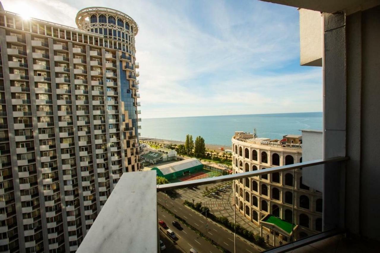 Luxury Apartments Батуми Экстерьер фото